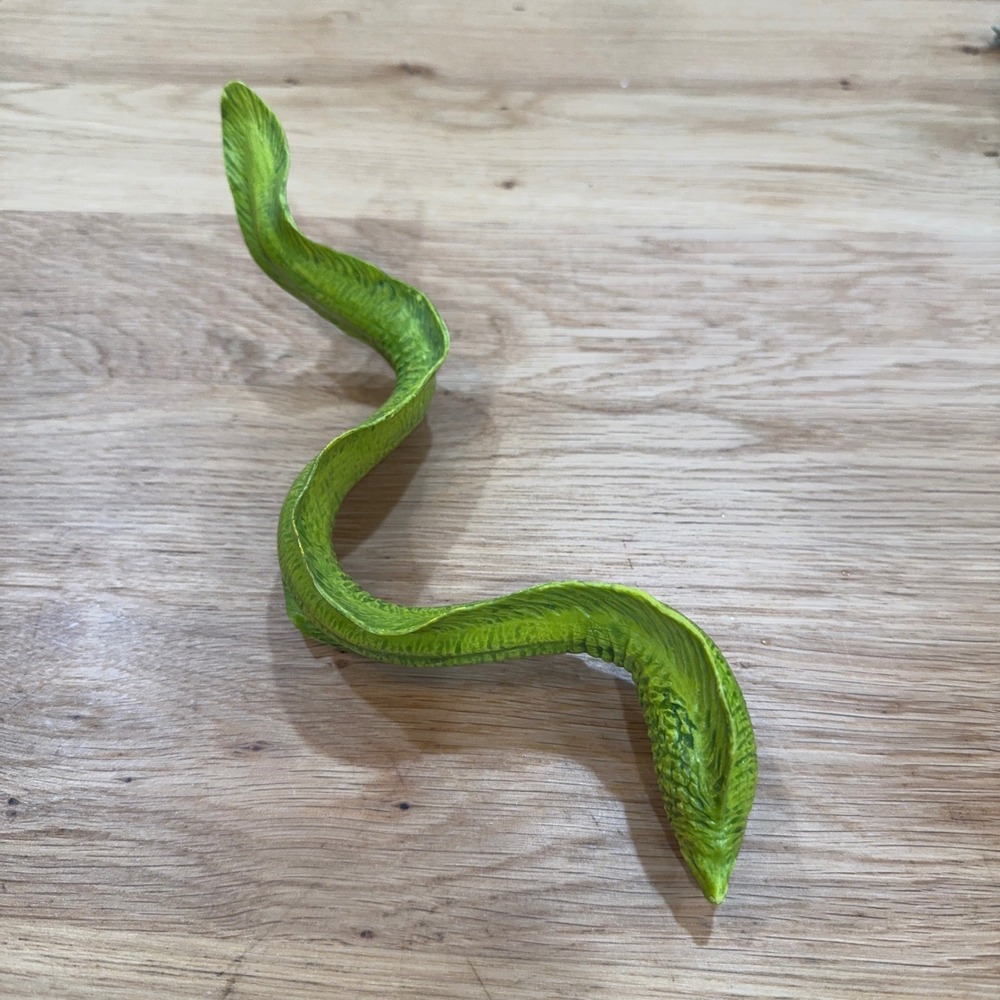 Safari Ltd Moray Eel Figure 2007 Green Sea Life Animal Toy 0510 9 Inch